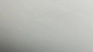 Бородатый педик сосет волосатый хрен незнакомцу через дырку в стене