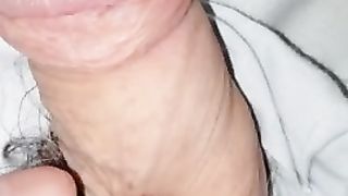 Трогаю пенис своего любовника и получаю вселенский кайф