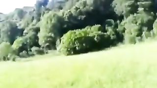 Наблюдение за публичным сексом развратной парочки