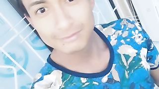 Откровенные фотографии сводных братьеd и видео с хэндджобом