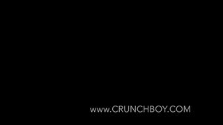 Групповой секс со смазливыми парнями в голландском притоне