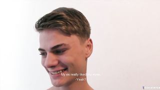 Пацан за деньги сосет хуй и отдается мужику в задницу