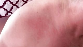 Зрелые друзья обменялись оральными ласками и ебутся в жопу