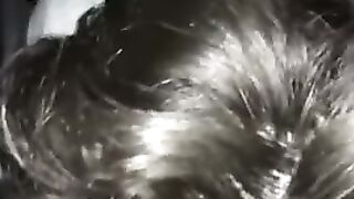 Смазливый гей делает домашний минет от первого лица