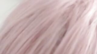 Толстяк ебет задницу женственного транссексуала в униформе горничной