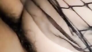 Мужчина трахает жопу продажного шимейла