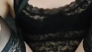 Транс примерил новую одежду и был выебан