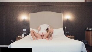 Пацан в майке и чулках выебан в жопу