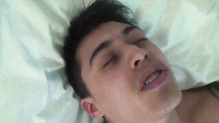 Два старых мужика и парень в порно видео