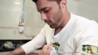 Бойфренд сестры трахается с парнем