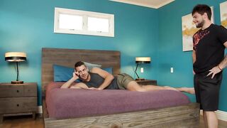 Ебутся во время телефонного разговора и после