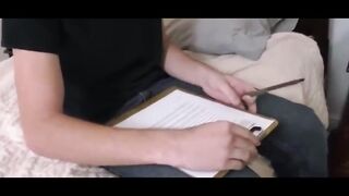 Студент отдается в попку зрелому мужику за деньги