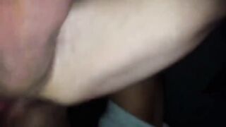 Негр с большим членом оттрахал белого парня крупным планом