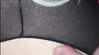 Травести диву долбят в попку от первого лица
