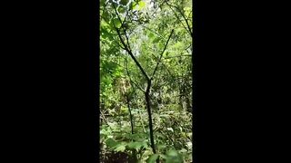 Сосать члены на природе невероятно приятно