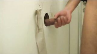 Ебал партнера через отверстие в стене и по-нормальному