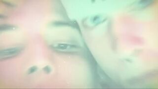 Пацан сношает переодетого в бабу друга