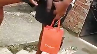 Показал свой черный член, не снимая шорт