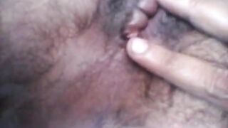 Анус любовника вблизи