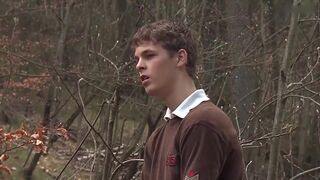 Геи в лесу зажали паренька и жестко поимели его в очко