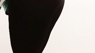 Парень показал попку и пенис