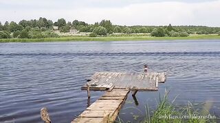 Сходили на речку и подрочили члены дома